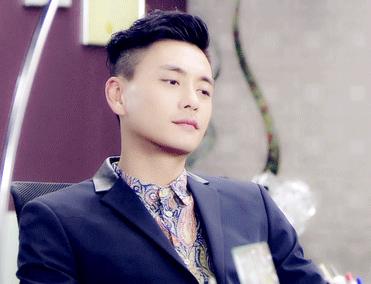 凭借《美人心计》他一举扭转地位，而同门的其他四人竟个个......