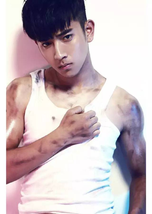 对于“单纯不做作地抢了女一剧本”“羽还真”陈若轩有话要说我其实是一个话题终结者