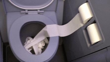 「虾讨论」擦屁纸，到底应该扔哪里比较合适？