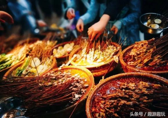 成都排行榜前十名网红店,成都比较火的网红店