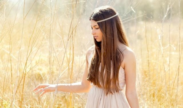 小说重生1982从卖山货开始赚钱,重生1983:我亲手缔造商业帝国