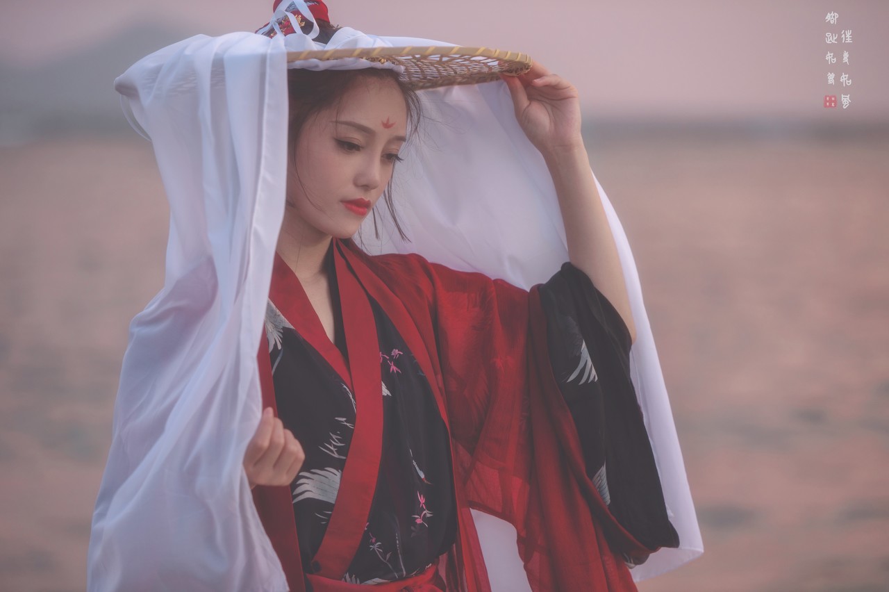 小说前世相爱相杀,前世她被所爱之人欺害的小说