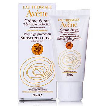 哪款防晒霜好用且清爽不油腻,夏季必备的三款防晒霜