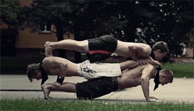 小伙吐血鼻子出血死亡,蚌埠小伙猝死