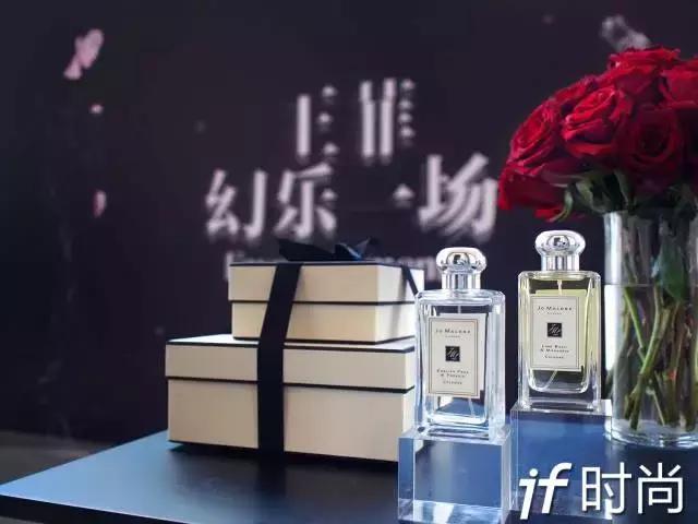 王菲的衣品真的很棒,王菲的穿衣品味绝了