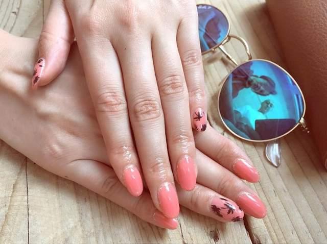 光疗美甲的维持技巧遇到喜欢的样式真的会舍不得卸掉啊啊啊