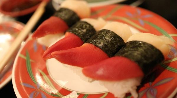 经常吃生鱼片应该吃点啥药,吃生鱼片有什么好处和坏处