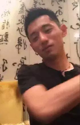 张继科香港表演赛撩妹,张继科爱撩妹