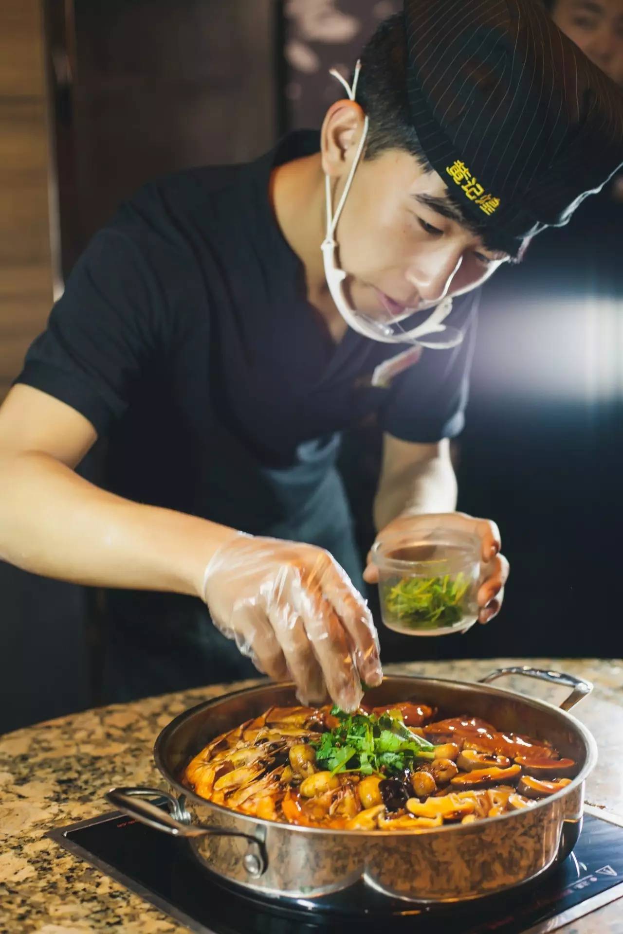 银川黄记煌三汁焖锅是清真的吗,银川焖锅黄记煌