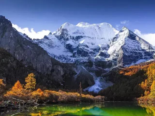 到底是去西藏还是去川西,西藏与川西这辈子总要来一趟吧