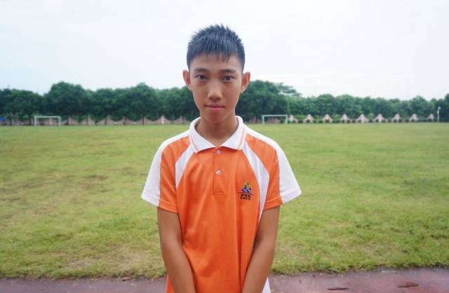 番禺丨多年后,你还记得那年初秋,南村中学操场上的“站军”