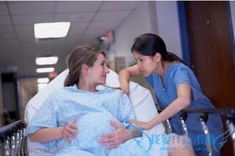 孕妇分娩要给孕妇包红包吗,给孕妇接生没人管