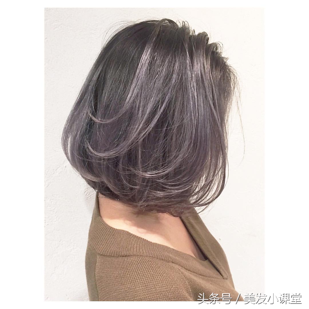 好看的披肩发尾烫,烫披肩发是大卷好看还是小卷好看