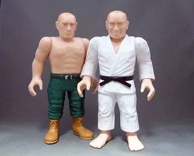 两个妹子告诉你，Sofubi有什么好玩的