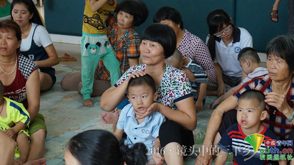 广东医科大学走进脑瘫儿童点滴记录“折翼天使”