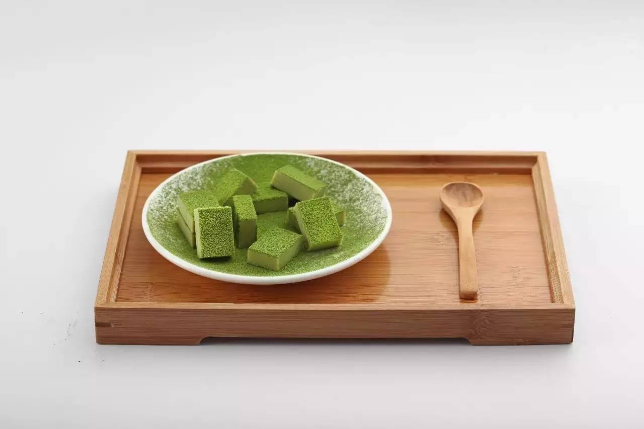 royce抹茶生巧好吃吗,还在代购的奶粉