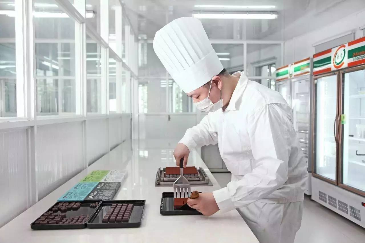 royce抹茶生巧好吃吗,还在代购的奶粉