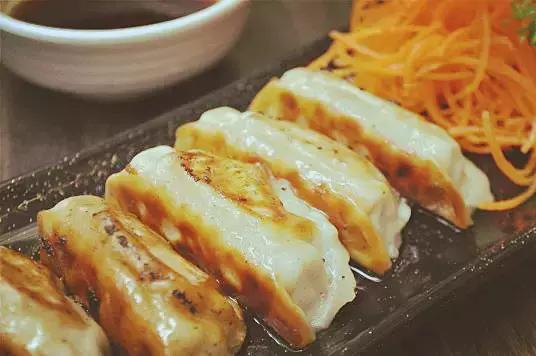 大撸伤身，小“日”怡情，10发霸都日式小食现已上线！