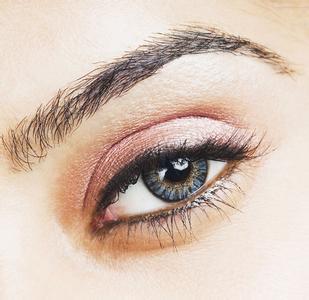 为什么大家都喜欢大眼睛双眼皮,为什么大家喜欢做双眼皮手术