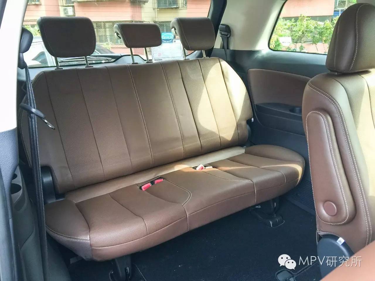 比亚迪mpvm6七座商务车多少钱,福建国产mpv比亚迪m6