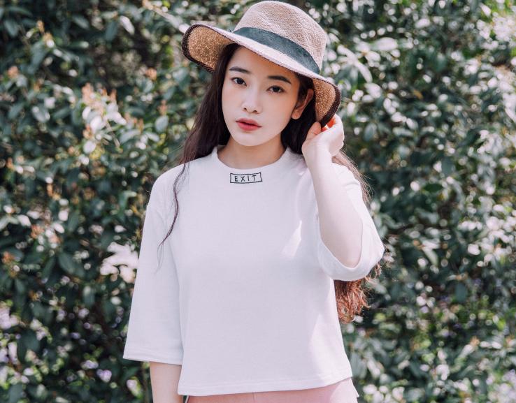 女生国庆出游穿搭推荐,十一国庆出游穿搭推荐