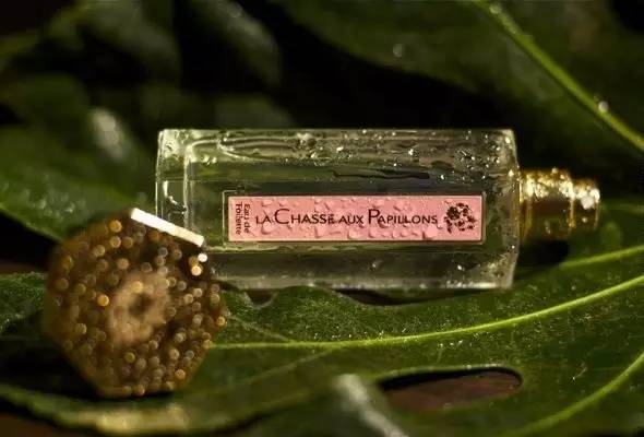 香水|姑娘你身上的味道够独特么