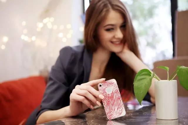 仿若中秋皎月！这颜值美得我睁不开眼