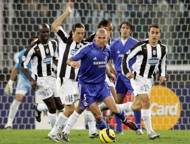 中秋节特辑:那些在欧冠赛场与老东家“团圆”的巨星