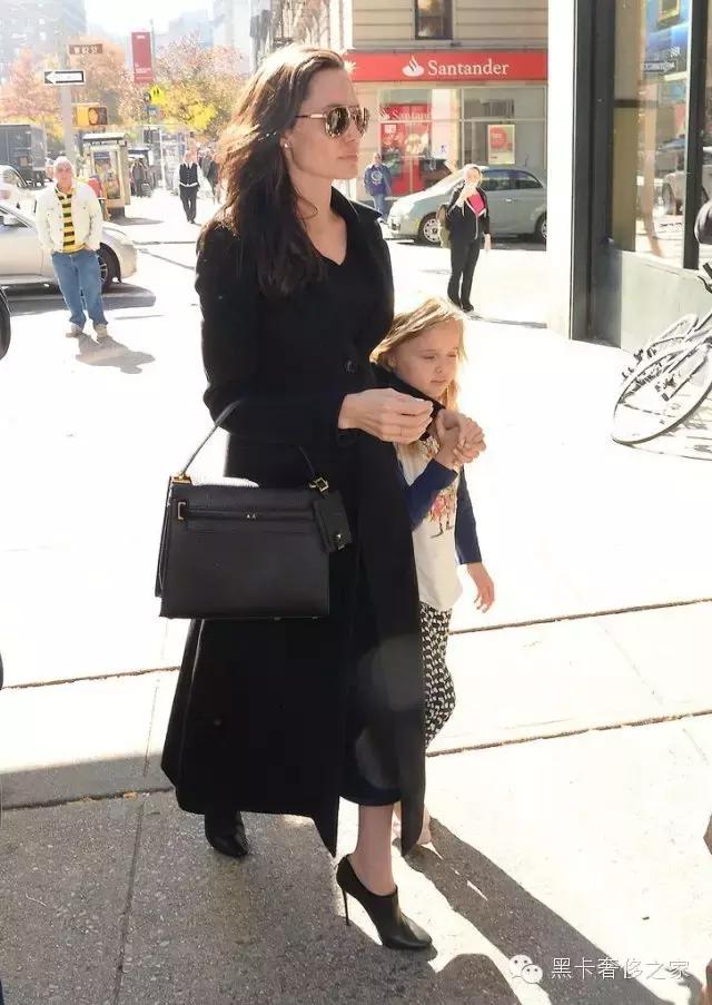 职场不输阵女生上班要背什么包?