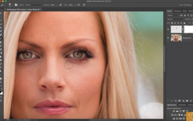 用ps修复大小眼,ps改善大小眼