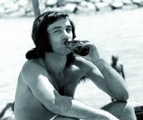 英雄难过酗酒关！细数足坛酒精含量超高的球星