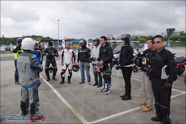 bmwc650gt鍥藉唴璇勬祴,2016bmwc650sport鍙傛暟