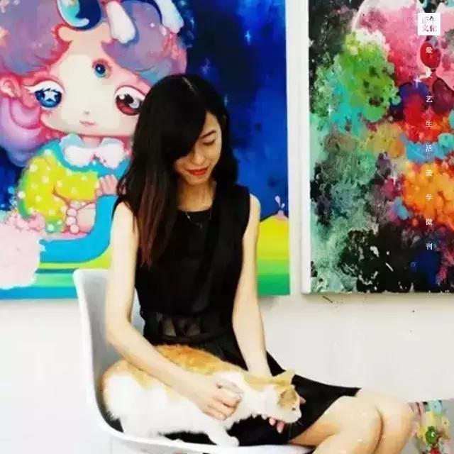 艺术工场·现实版的爱丽丝，董小姐醉心画花画夜画梦境