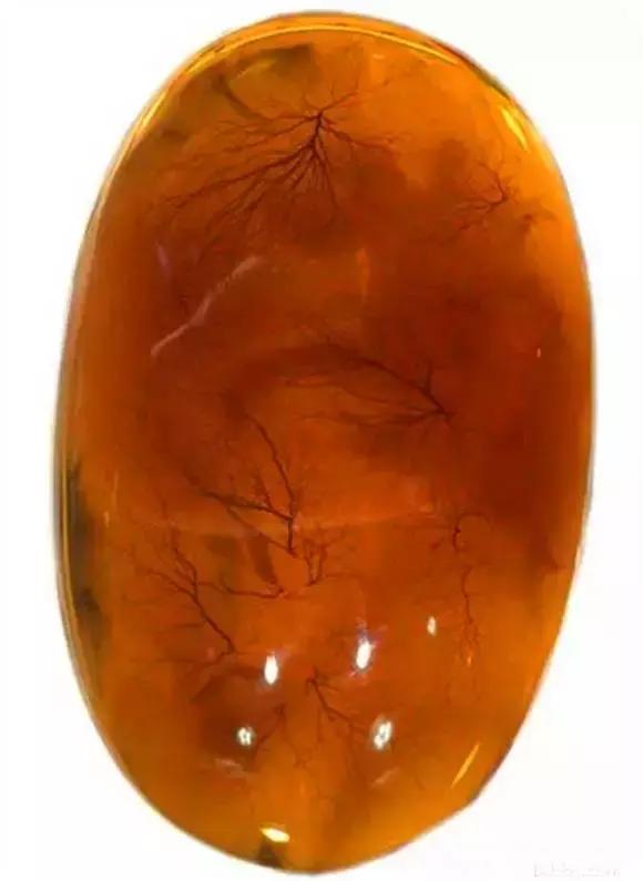 造假蜜蜡的骗局看完一秒揭穿,蜜蜡造假到底有多可怕