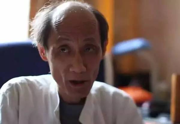 在上海米其林餐厅用餐,阿大葱油饼米其林