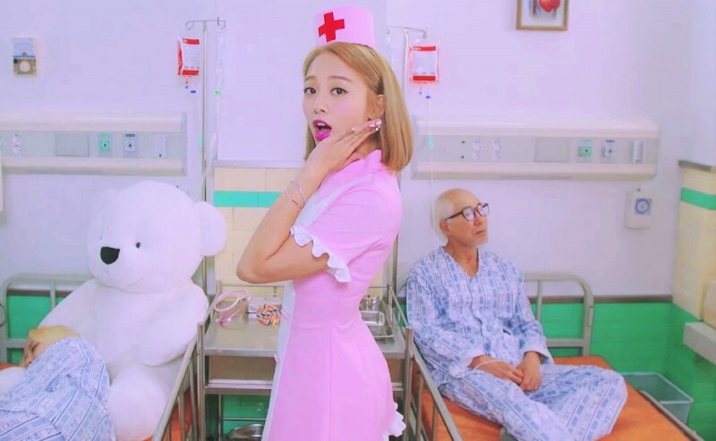 鬼鬼式鞠躬,鬼鬼90度鞠躬