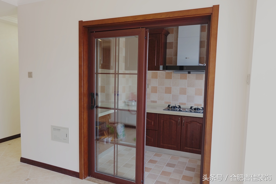 117m客厅装修效果图,117平轻奢极简装修