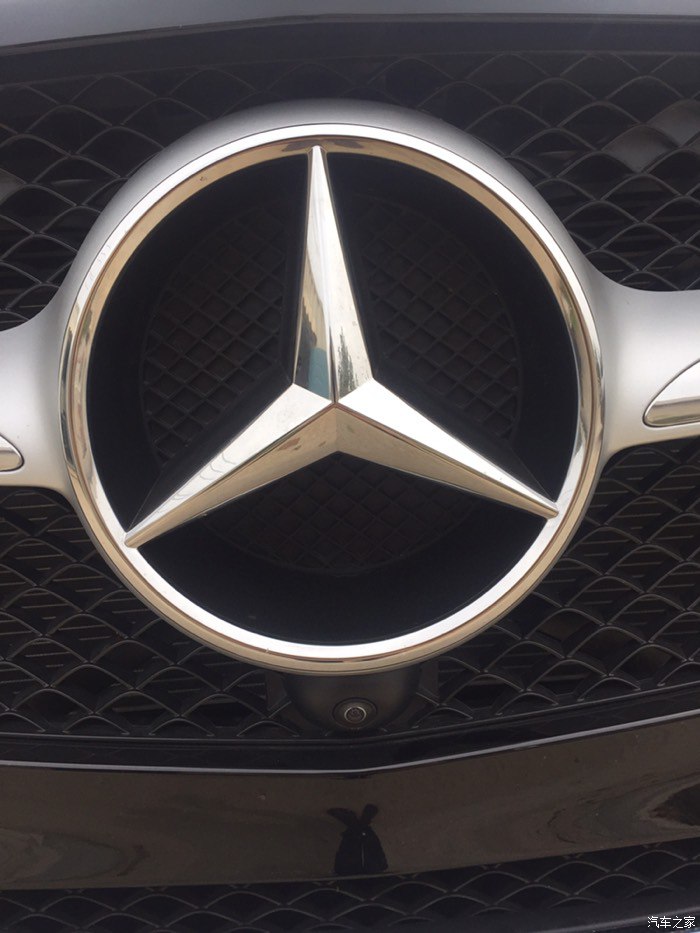 奔驰gle400运动版跑高速视频,奔驰gle400几秒破百运动模式