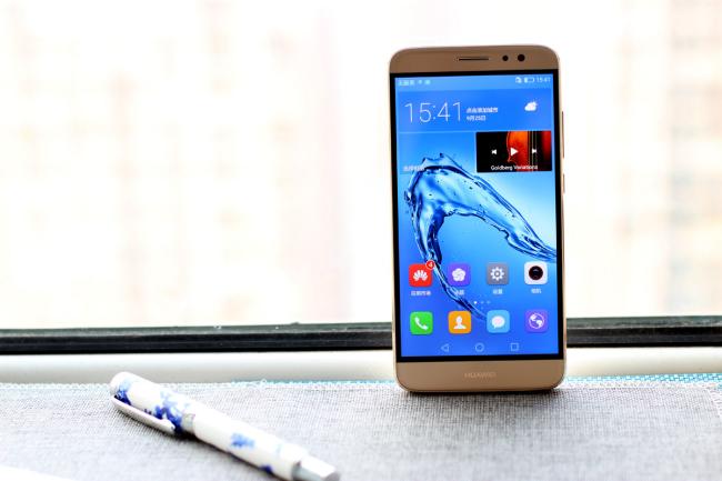 麦芒5高低配外观区分,华为麦芒5有光学防抖吗