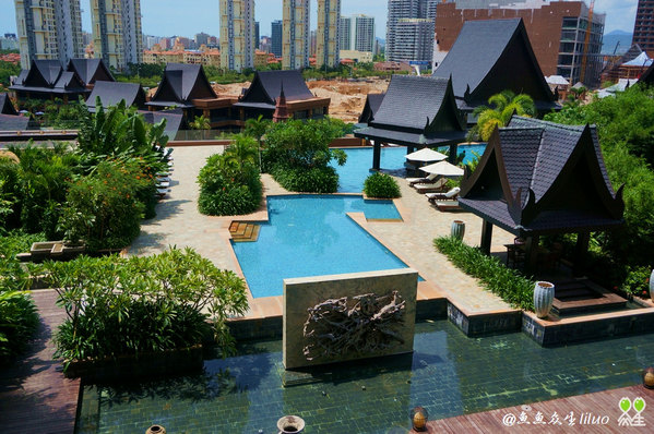 泡在三亚，一家度假酒店足以