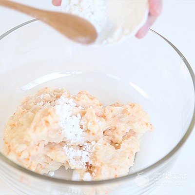 宝宝辅食牛肉蒸糕,奶糕甜点辅食