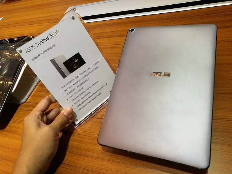 华硕zen系列,华硕zenbook8代