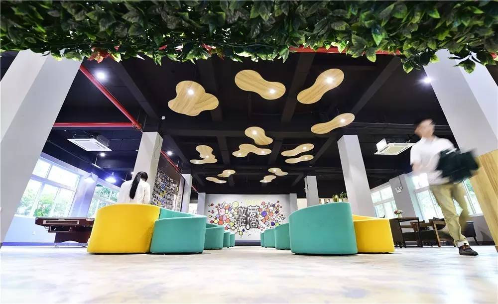 滨江公寓出租拎包入住,滨江国际精装拎包入住