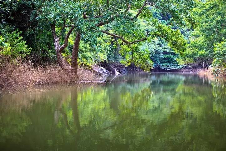 海南天台山小九寨,小九寨青山绿水