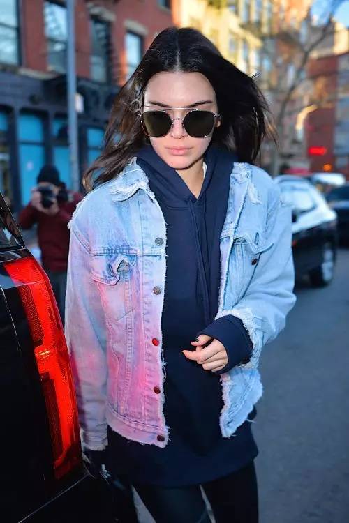 比较潮流好看的牛仔外套,牛仔外套时髦