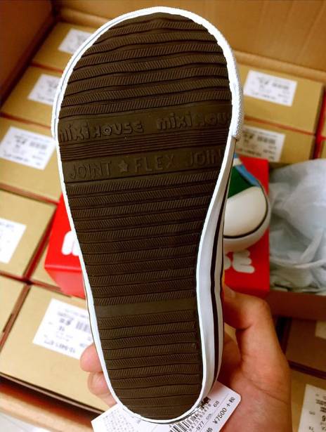 让宝宝穿了不想脱的居家鞋,推荐好穿的婴儿学步鞋