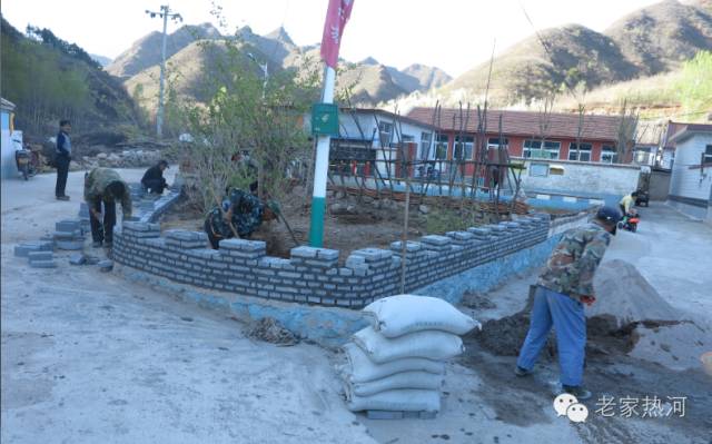 鞍匠黑沟门，美的不成样子