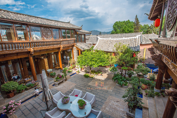 丽江束河民宿客栈出售600平,丽江古城束河客栈民宿推荐