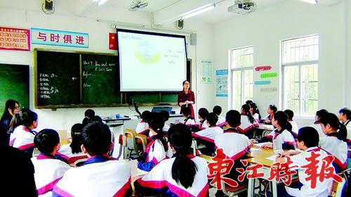 突出学校优势和特色,教有特色学有特点