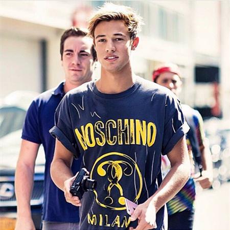 moschino秀场,moschino春季秀场